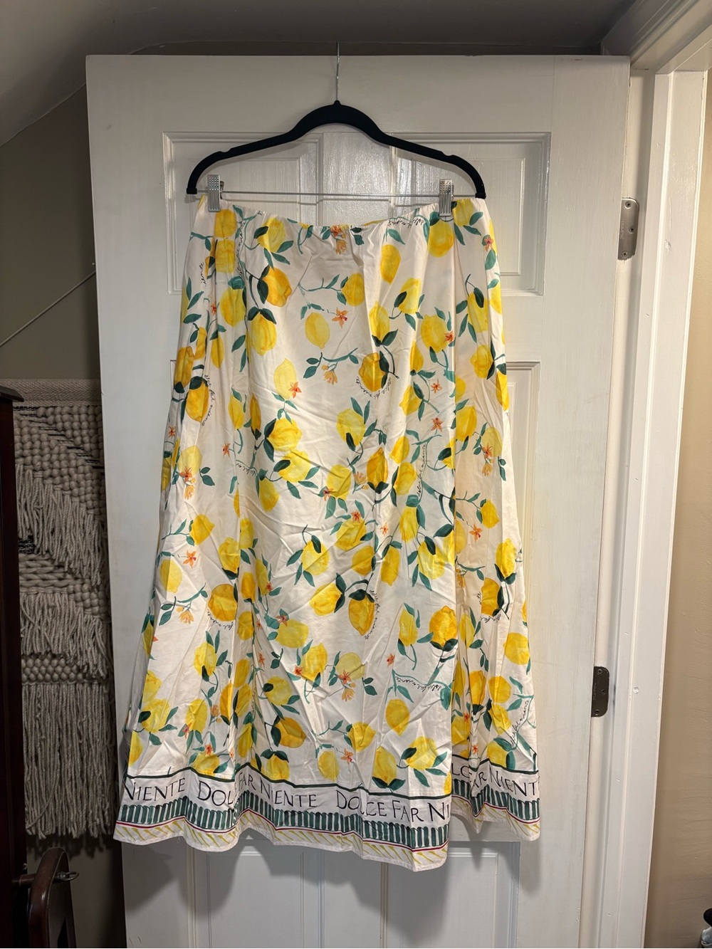 H&M White Maxi Skirt with Yellow Lemon Print